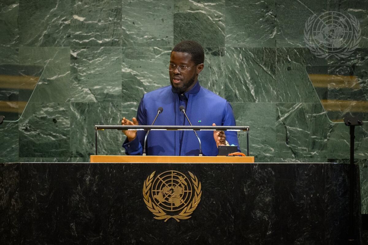 Le président sénégalais Faye lance un avertissement sur les crises mondiales à l’Assemblée générale de l’ONU